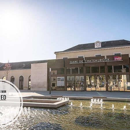 ChâteaurouxL'Escapade-Hypercentre-Parking Prive-Refait A Neufアパートメント エクステリア 写真